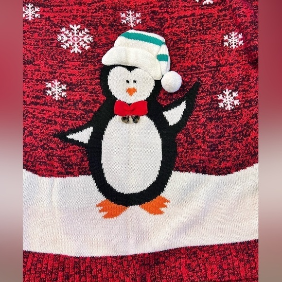 Penguin Christmas Sweater - Picture 5 of 5